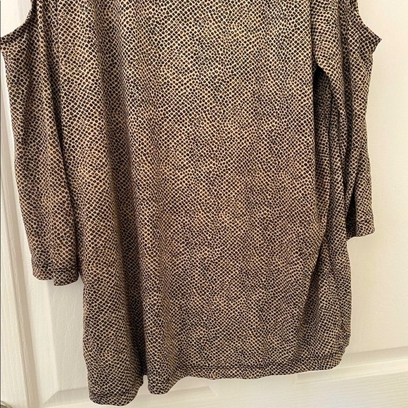 ✨Host Pick✨Michael Kors Snake Print Chain Cutout Top - Picture 15 of 16